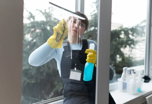 Nettoyage de vitres intérieures et extérieures à Buvilly
